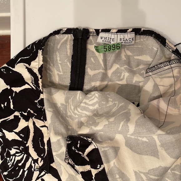 Black & white floral dress. Size: 4. Brand: White House Black Market - Picture 5 of 5